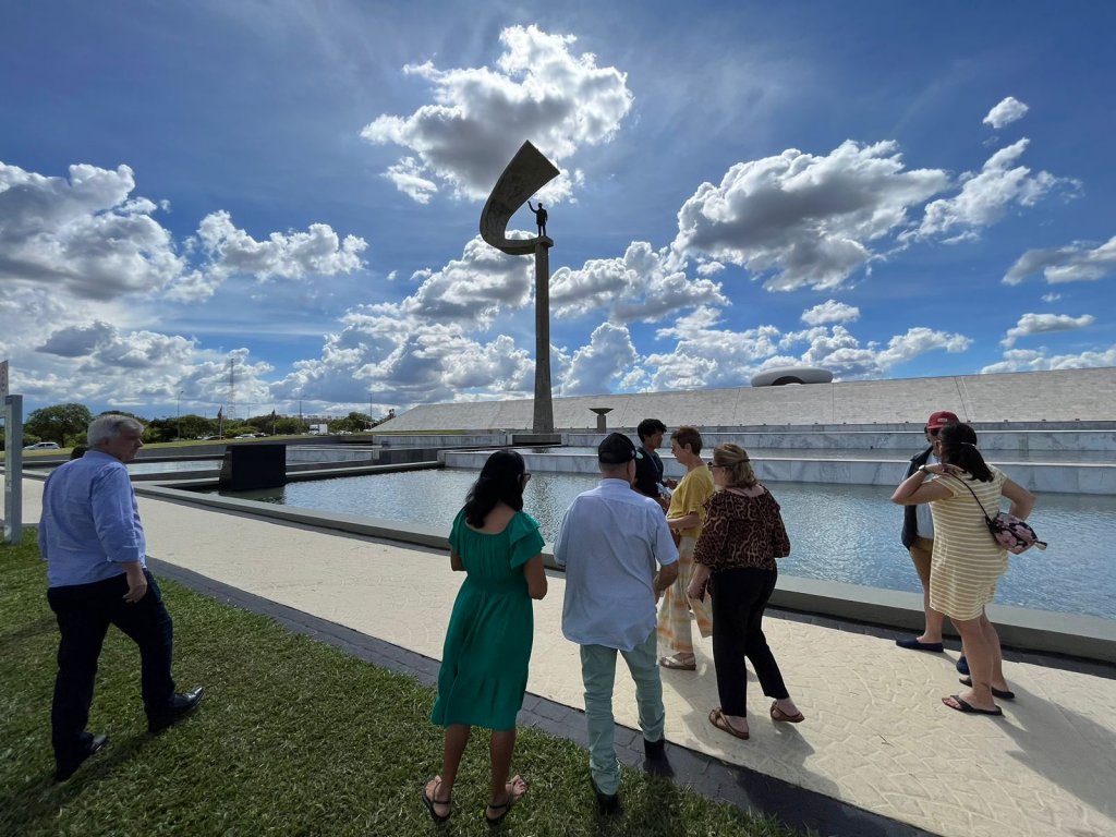 Paisagem monumental de Brasília no City Tour da tarde